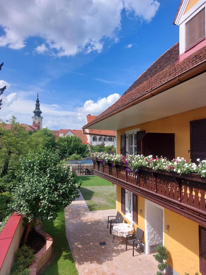 Gaestehaus Ferk - Fruehstueckspension, Bed & Breakfast Бад-Радкерсбург Экстерьер фото